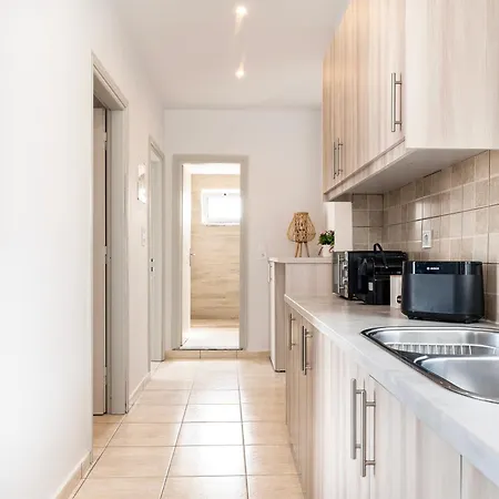 Appartement Azure Edge - Seafront View - *